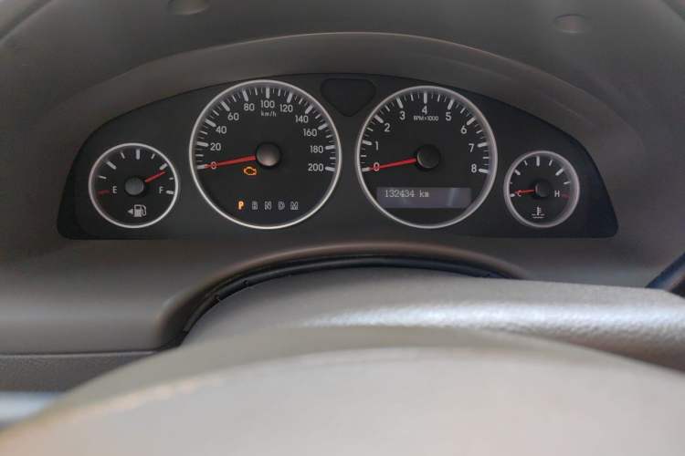 Used Buick GL8 2014 2.4L Comfort Edition Odometer Close Up