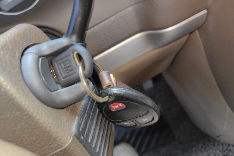 Used Buick GL8 2014 2.4L Comfort Edition Vehicle Key