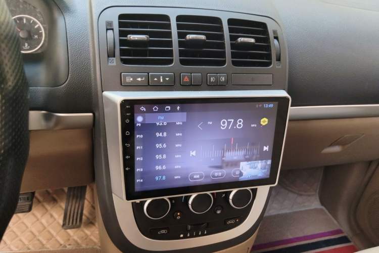Used Buick GL8 2014 2.4L Executive Edition Audio And AC Panel