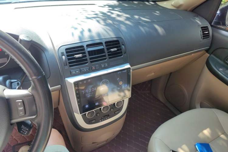 Used Buick GL8 2014 2.4L Executive Edition Audio And AC Panel