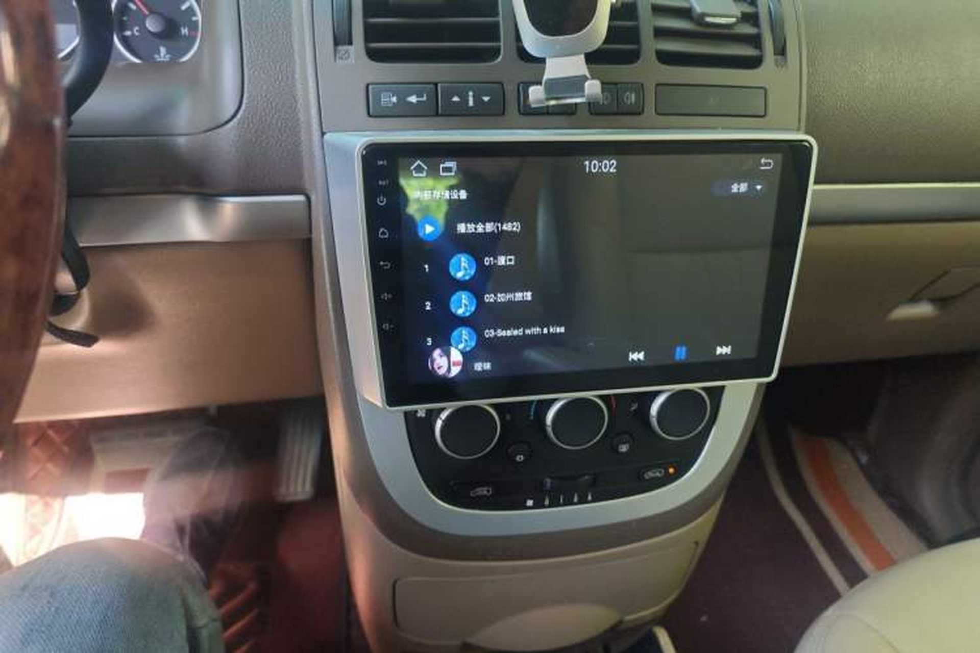Used Buick GL8 2014 2.4L Classic Edition Audio And AC Panel