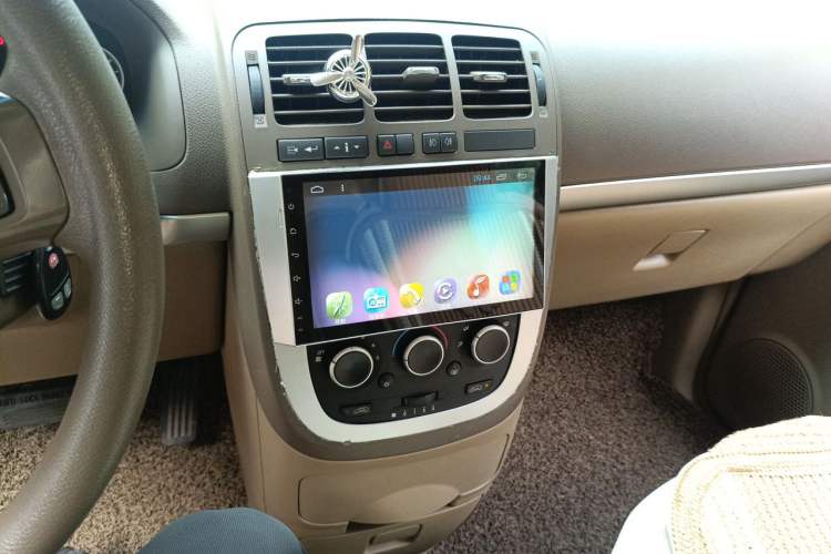 Used Buick GL8 2014 2.4L Classic Edition Audio And AC Panel