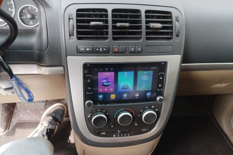 Used Buick GL8 2014 2.4L Executive Edition Audio And AC Panel