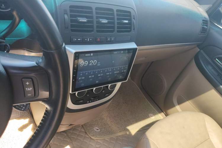 Used Buick GL8 2014 2.4L Executive Edition Audio And AC Panel