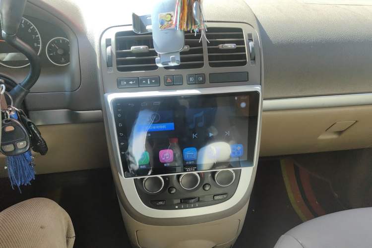 Used Buick GL8 2014 2.4L Classic Edition Audio And AC Panel