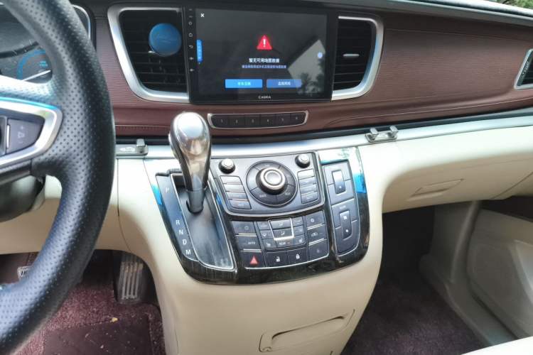 Used Buick GL8 2014 3.0L GT Luxury Business Haoya Edition Audio And AC Panel