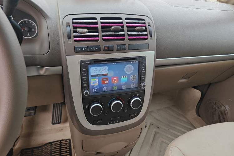 Used Buick GL8 2014 2.4L Comfort Edition Audio And AC Panel