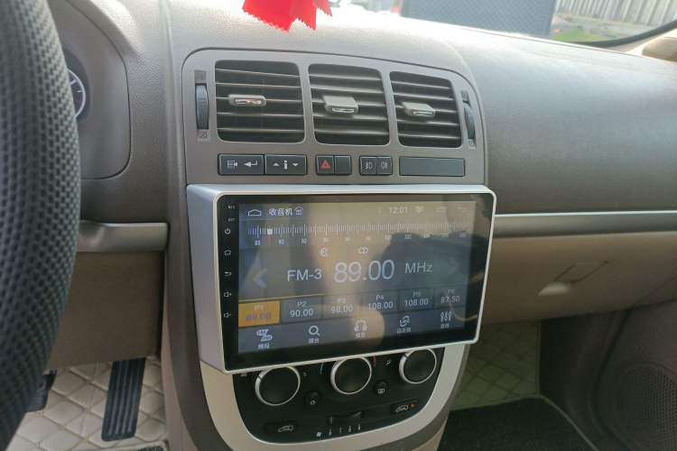 Used Buick GL8 2014 2.4L Classic Edition Audio And AC Panel
