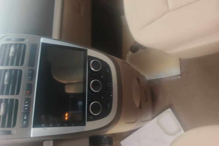 Used Buick GL8 2014 2.4L Classic Edition Audio And AC Panel
