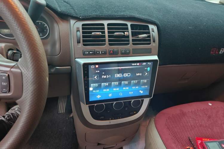 Used Buick GL8 2014 2.4L Classic Edition Audio And AC Panel