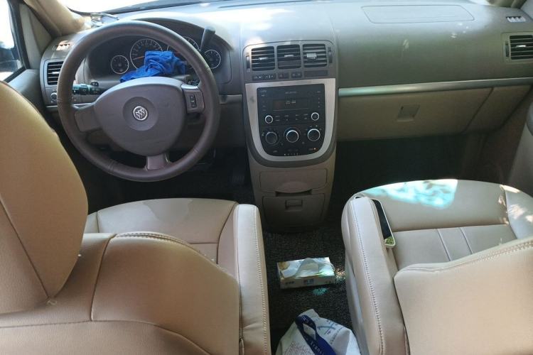 Used Buick GL8 2014 2.4L Classic Edition Center Console
