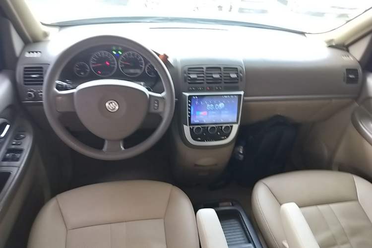 Used Buick GL8 2014 2.4L Classic Edition Center Console