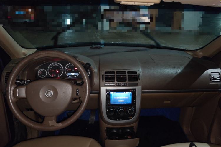 Used Buick GL8 2014 2.4L Classic Edition Center Console