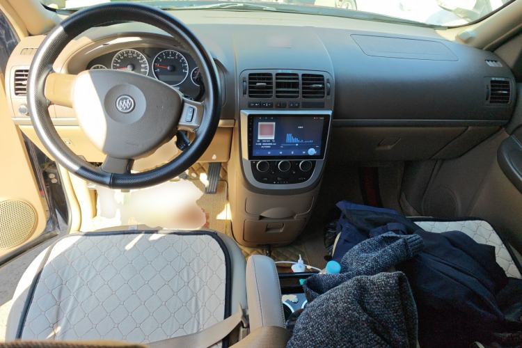 Used Buick GL8 2014 2.4L Classic Edition Center Console