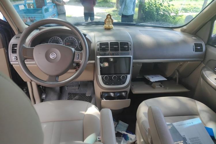 Used Buick GL8 2014 2.4L Classic Edition Center Console