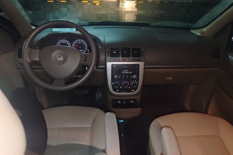 Used Buick GL8 2014 2.4L Classic Edition Center Console