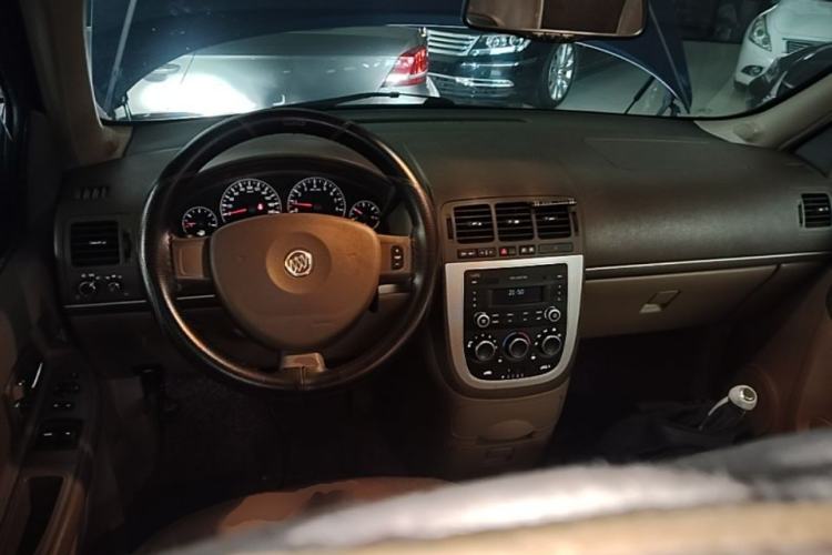 Used Buick GL8 2014 2.4L Classic Edition Center Console