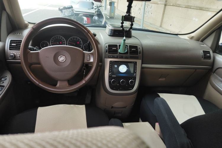 Used Buick GL8 2014 2.4L Classic Edition Center Console