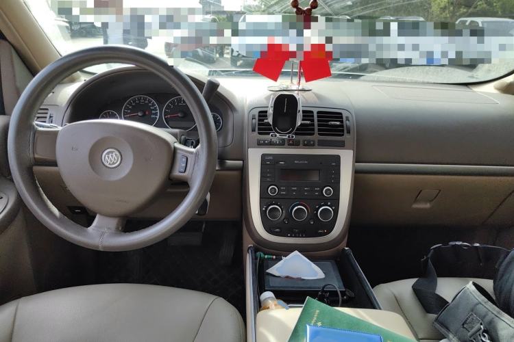 Used Buick GL8 2014 2.4L Classic Edition Center Console