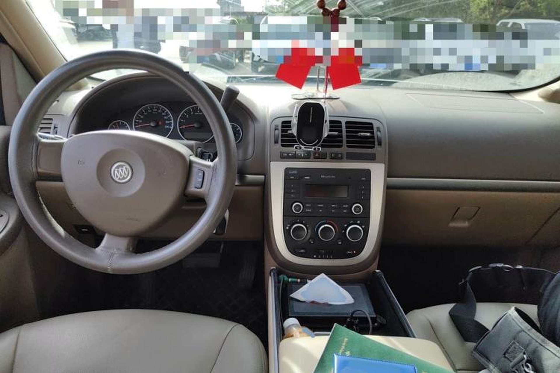 Used Buick GL8 2014 2.4L Classic Edition Center Console