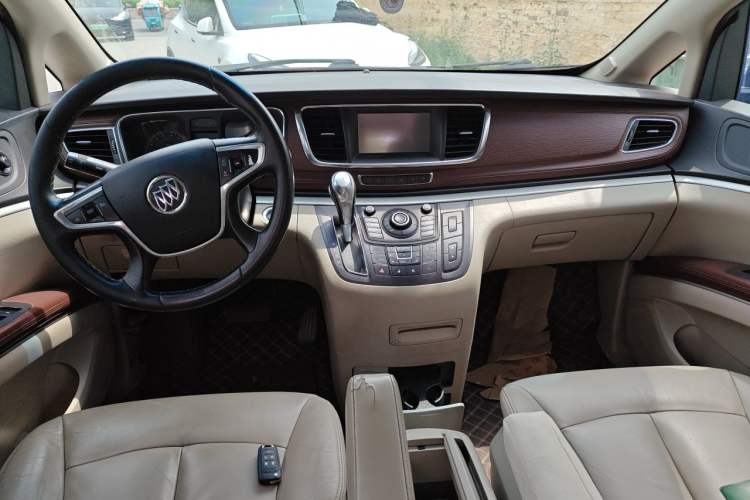 Used Buick GL8 2014 3.0L GT Luxury Business Haoya Edition Center Console