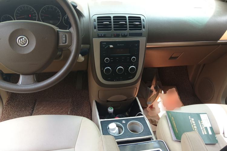 Used Buick GL8 2014 2.4L Comfort Edition Center Console