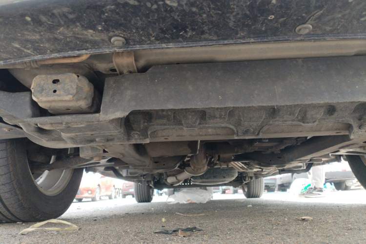 Used Buick GL8 2014 2.4L Executive Edition Chassis Front