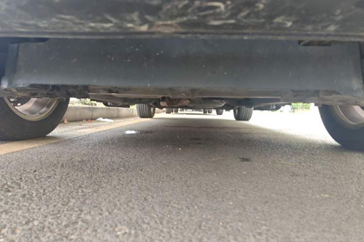 Used Buick GL8 2014 2.4L Executive Edition Chassis Front