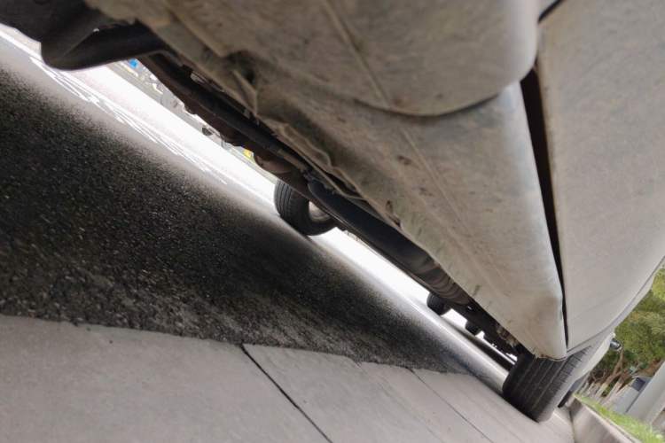 Used Buick GL8 2014 2.4L Comfort Edition Chassis Front Left
