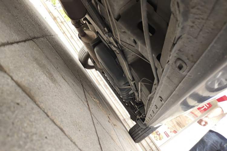 Used Buick GL8 2014 2.4L CT Luxury Business Comfort Edition Chassis Front Left