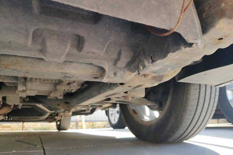 Used Buick GL8 2014 2.4L Executive Edition Chassis Front Left