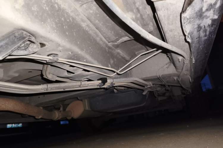 Used Buick GL8 2014 2.4L Comfort Edition Chassis Front Left
