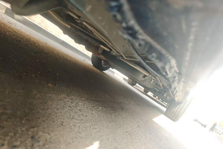Used Buick GL8 2014 2.4L Comfort Edition Chassis Front Left