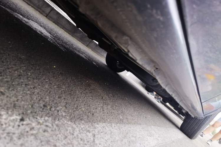 Used Buick GL8 2014 2.4L Comfort Edition Chassis Front Left
