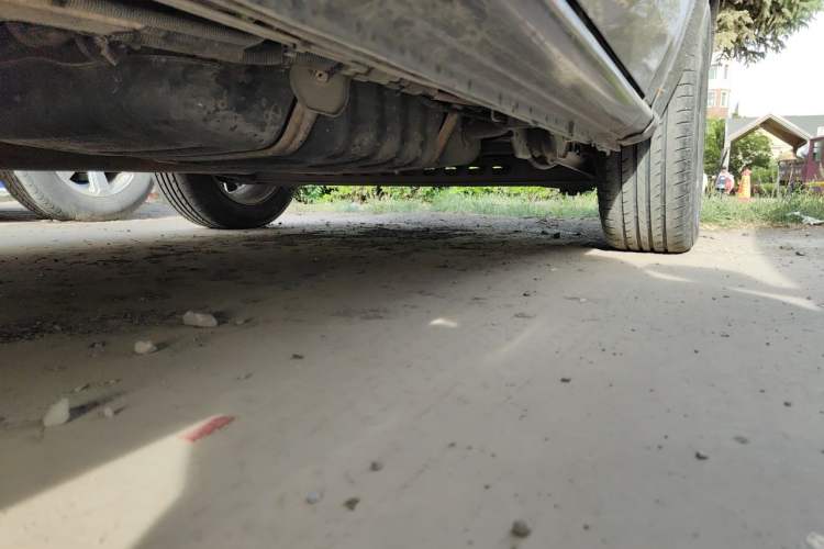 Used Buick GL8 2014 2.4L Classic Edition Chassis Front Left
