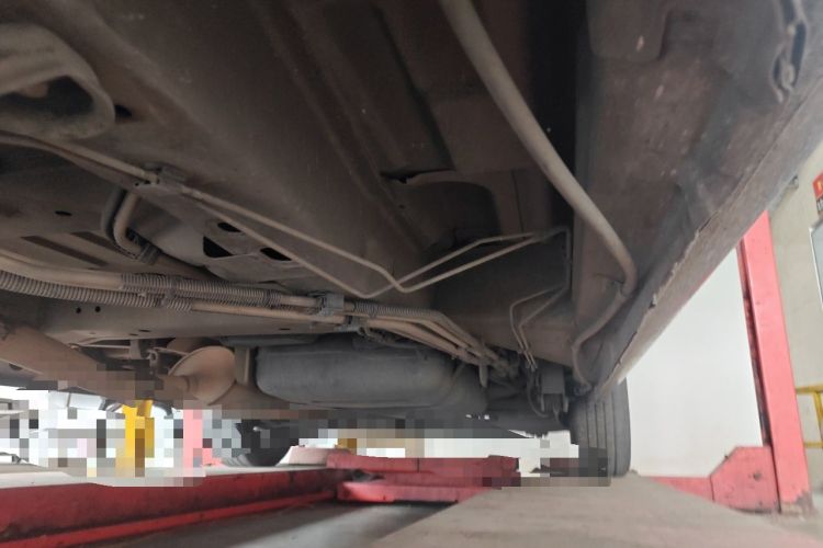 Used Buick GL8 2014 2.4L Classic Edition Chassis Front Left