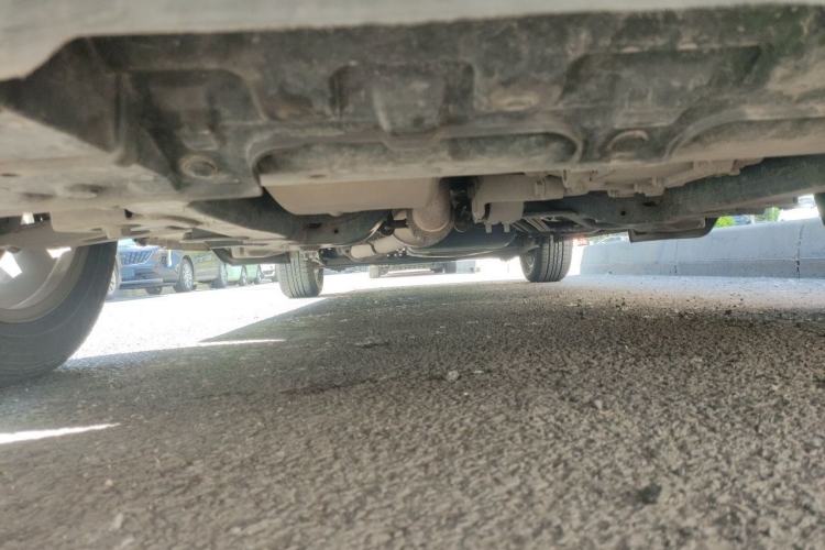 Used Buick GL8 2014 2.4L Classic Edition Chassis Front