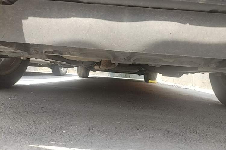 Used Buick GL8 2014 2.4L Executive Edition Chassis Front