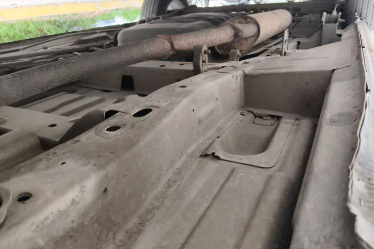Used Buick GL8 2014 2.4L Classic Edition Chassis Front Right