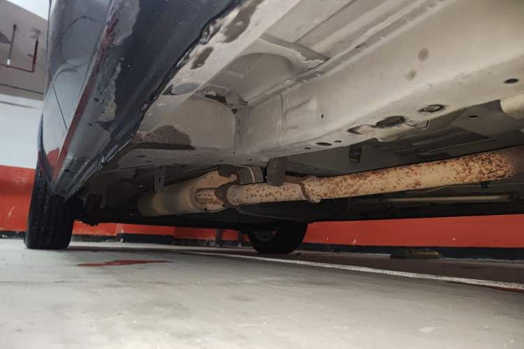 Used Buick GL8 2014 2.4L Comfort Edition Chassis Front Right
