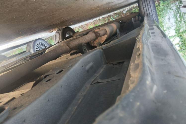 Used Buick GL8 2014 2.4L Comfort Edition Chassis Front Right