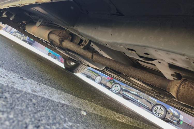 Used Buick GL8 2014 2.4L Comfort Edition Chassis Front Right