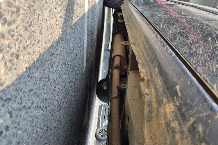 Used Buick GL8 2014 2.4L Executive Edition Chassis Front Right