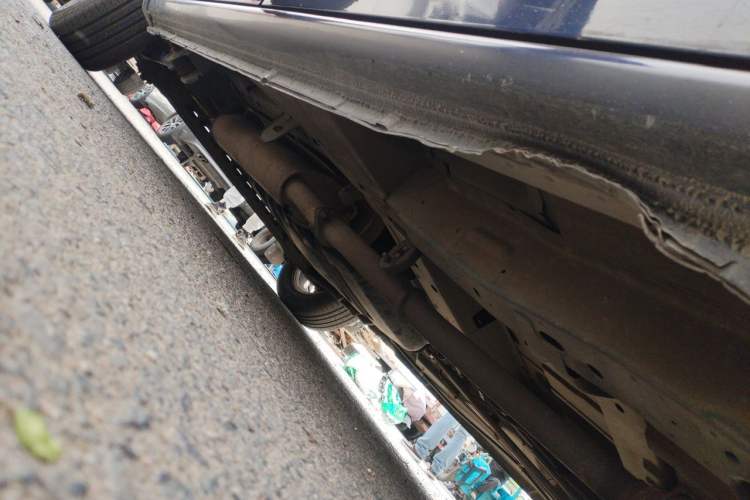 Used Buick GL8 2014 2.4L Executive Edition Chassis Front Right