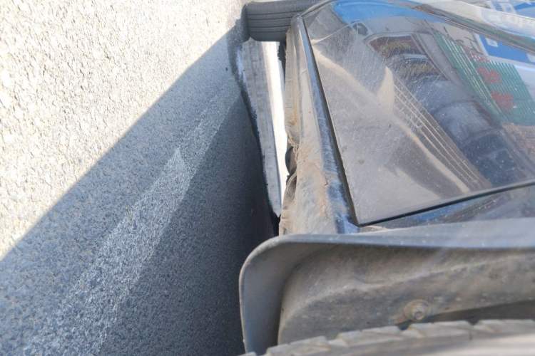 Used Buick GL8 2014 2.4L Classic Edition Chassis Front Right