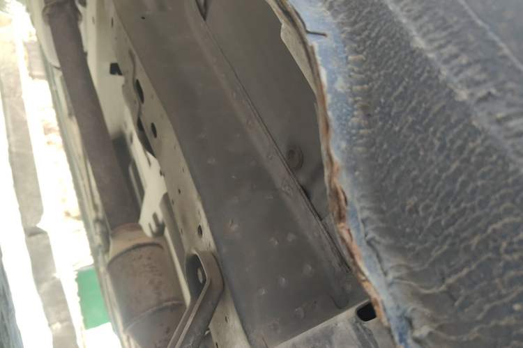 Used Buick GL8 2014 2.4L Classic Edition Chassis Front Right