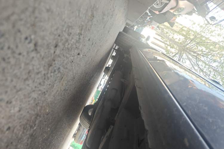 Used Buick GL8 2014 2.4L Classic Edition Chassis Front Right