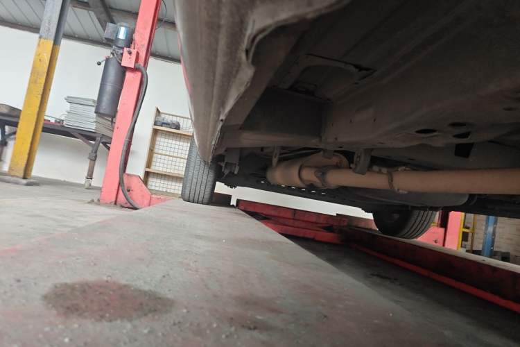Used Buick GL8 2014 2.4L Classic Edition Chassis Front Right