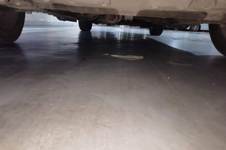 Used Buick GL8 2014 2.4L CT Luxury Business Comfort Edition Chassis Front