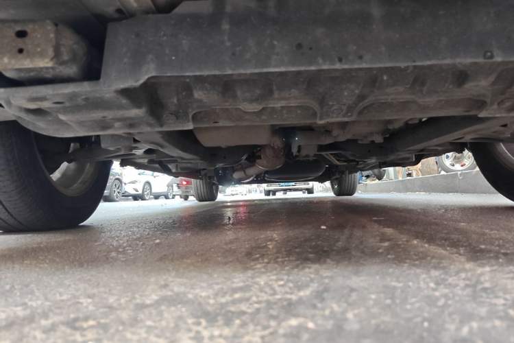 Used Buick GL8 2014 2.4L Executive Edition Chassis Front